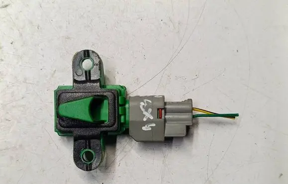 Suzuki SX4 S-Cross Airbag deployment crash/impact sensor 3893061M10S4 3893061M10 13093001