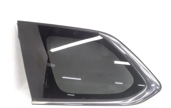 Mitsubishi Outlander Rear side window