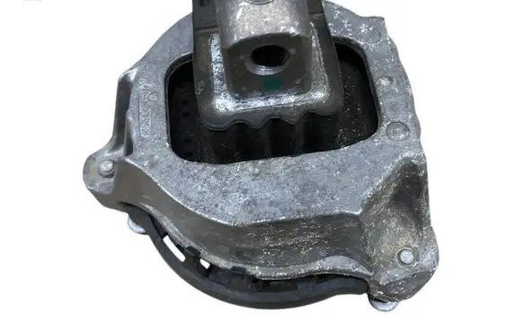 BMW X5 G05 Engine mount bracket 2987952 6860472 22116860472
