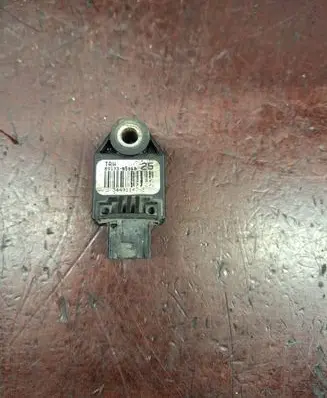 Toyota Avensis T270 Airbag deployment crash/impact sensor 8917305060