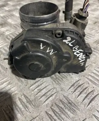 Volkswagen New Beetle Engine shut-off valve 