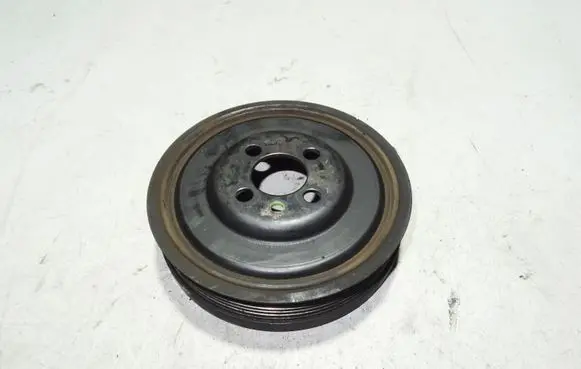 Volkswagen PASSAT B6 Crankshaft pulley 03G105243