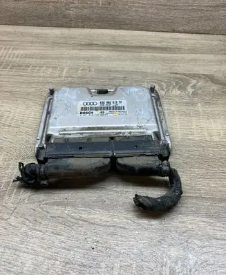 Audi A4 S4 B6 8E 8H Engine control unit/module 038906019FP 0281010729