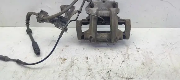 BMW 1 F20 F21 Front brake caliper W09104