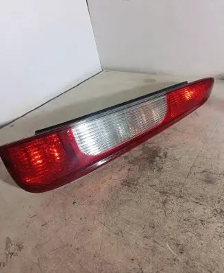 Ford C-MAX I Rear/tail lights 3M5113N411AA