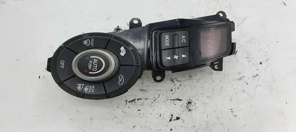 Honda Insight Climate control unit D09US