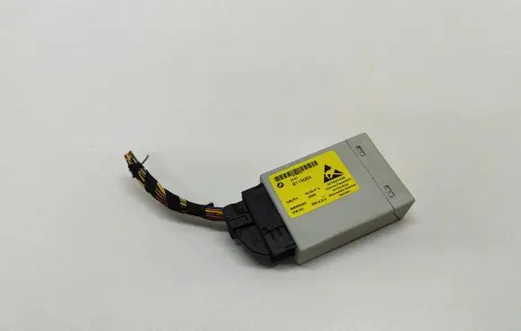 BMW 5 E60 E61 Center console control module 9113064 80049003