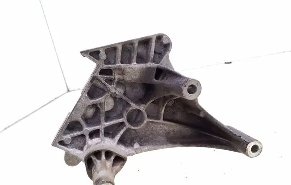 Audi A3 S3 A3 Sportback 8P Engine mounting bracket 06F903143F
