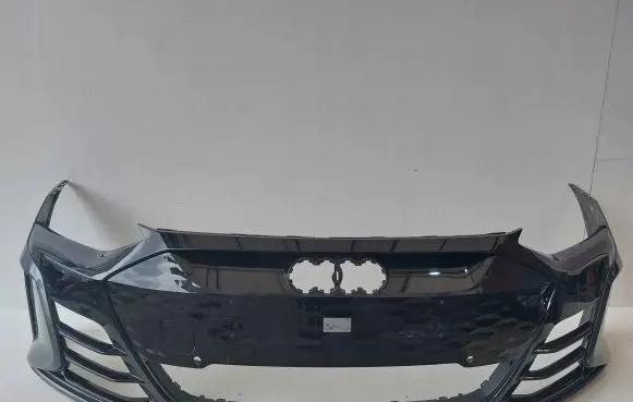 Audi e-tron Front bumper 4J3807529