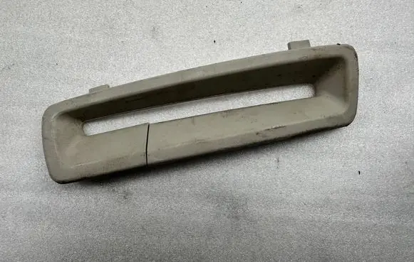 Volvo XC90 Seat belt trim 31389909