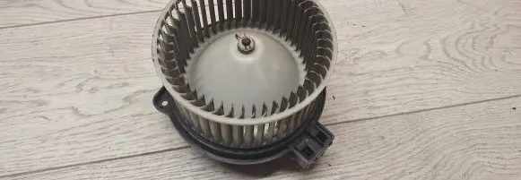 Mazda CX-7 Heater fan/blower Hb111eg2101