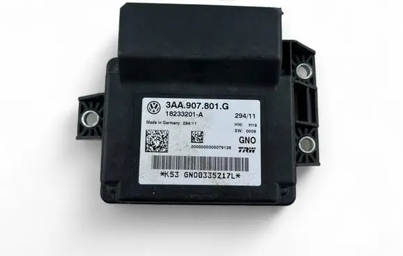 Volkswagen PASSAT B7 Other control units/modules 3AA907801G