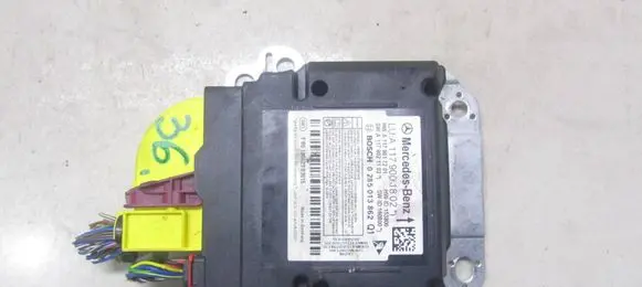 Mercedes-Benz CLA C117 X117 W117 Airbag control unit/module A1179001802