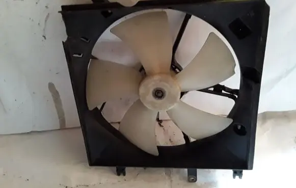 Toyota RAV 4 (XA20) Electric radiator cooling fan 1227507280 1636320000 2635000051
