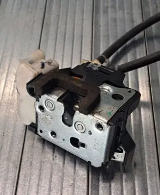 Fiat Doblo Front door lock