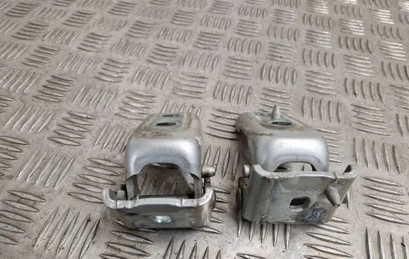 Front door hinge set