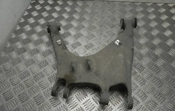 Audi A8 S8 D3 4E EGR valve cooler bracket 4E0511512F