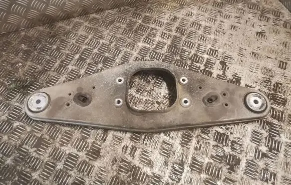 Mercedes-Benz E W211 Rear differential/diff mount bracket 2303521806