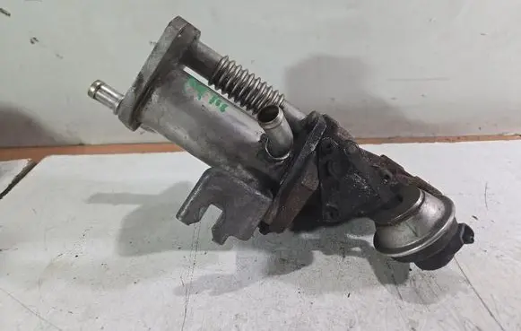 Renault Megane III EGR valve cooler 147355713R