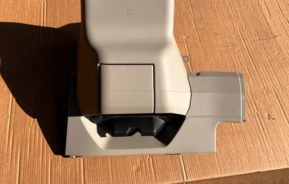 Volkswagen Multivan T7 Glove box 