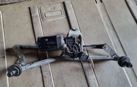 Peugeot 206 Front wiper linkage and motor 3397020446