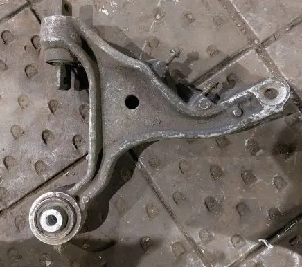 Volvo S60 Front lower control arm/wishbone 9492119