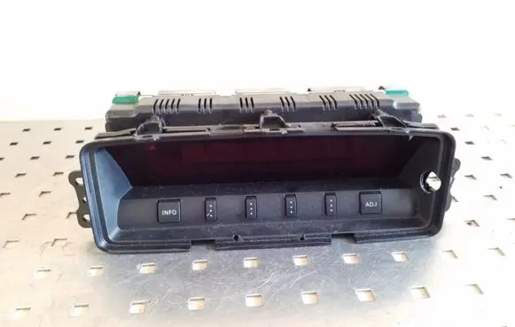 Mitsubishi Pajero Screen/display/small screen 8750A042