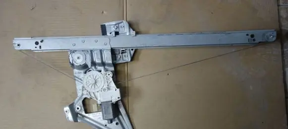 Mercedes-Benz Sprinter W906 Rear door window regulator with motor MERCEDESBENZ A9067200146RH