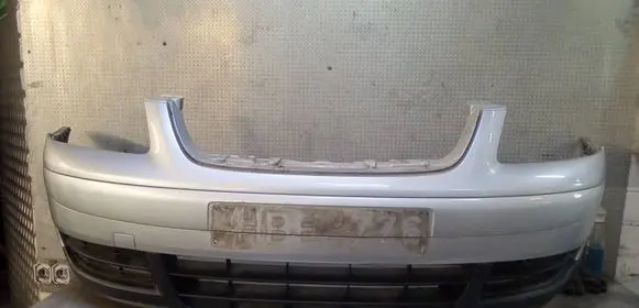 Volkswagen Touran I Front bumper