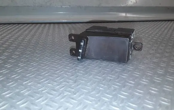 SsangYong Kyron Clock 8111009000