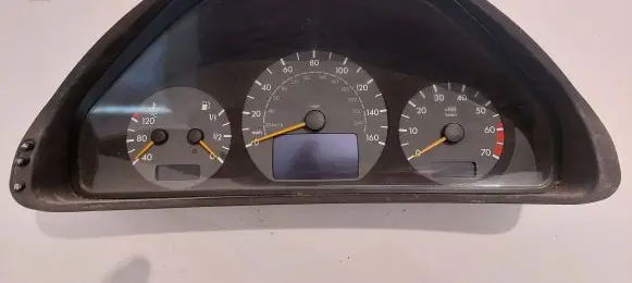 Mercedes-Benz E W210 Speedometer (instrument cluster) 87001357 88311281 2085404511017