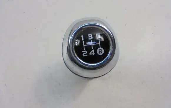 Toyota Aygo AB10 Gear lever shifter trim leather/knob 33504-0H050