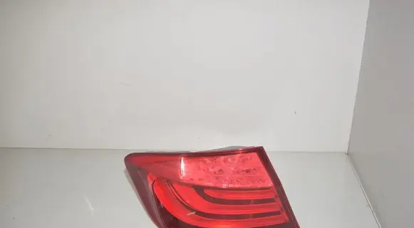Rear/tail lights