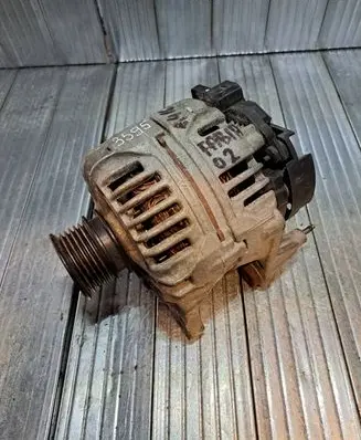 Skoda Fabia Mk1 (6Y) Generator/alternator 037903025M 0124325013