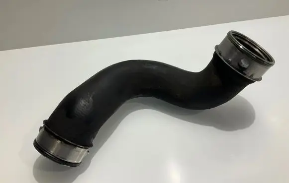 Mercedes-Benz E W211 Intercooler hose/pipe