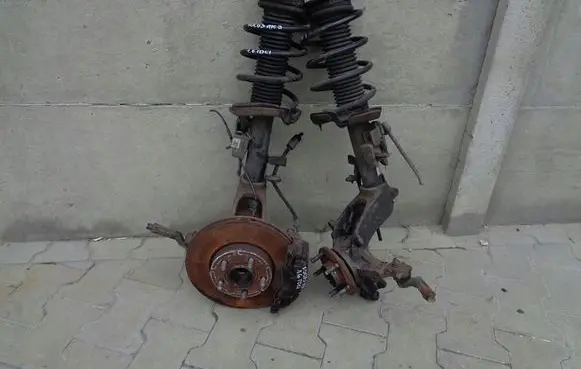 Ford Focus Front wheel hub spindle knuckle