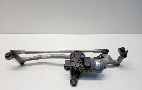 Volkswagen Jetta VI Front wiper linkage and motor 3397021805 5C7955119A 5C7955023D