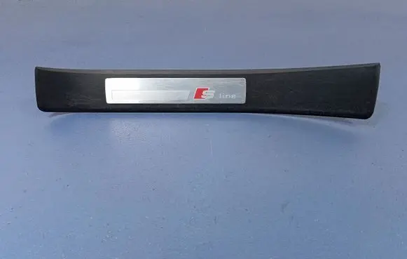 Audi A4 S4 B7 8E 8H Foot area side trim 8E0853375H