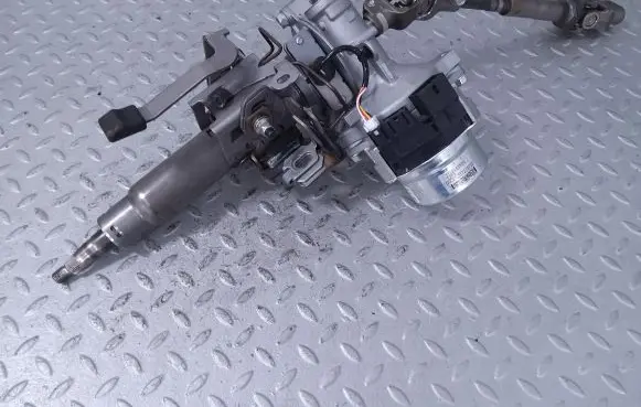 Suzuki Swift III Electric power steering pump 4820053R90