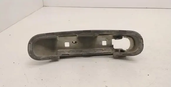 Audi A6 S6 C5 4B Front door exterior handle/bracket 4B1837885