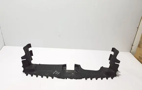 Skoda Superb B8 (3V) Intercooler air guide/duct channel 3V0121285A