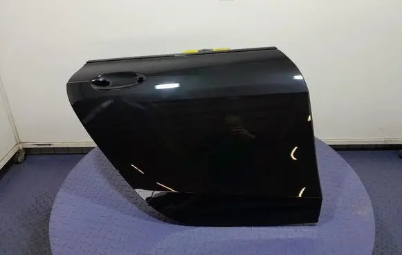 BMW 2 F45 Rear door 