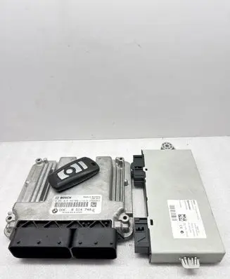 BMW 5 F10 F11 Engine ECU kit and lock set 8514740 0281018364