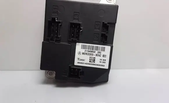 Mercedes-Benz E W211 Comfort/convenience module 2115458532