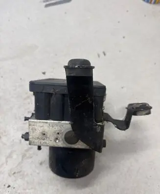 Volkswagen Golf IV ABS Pump 1C0907379C 00006061D3 10096003113