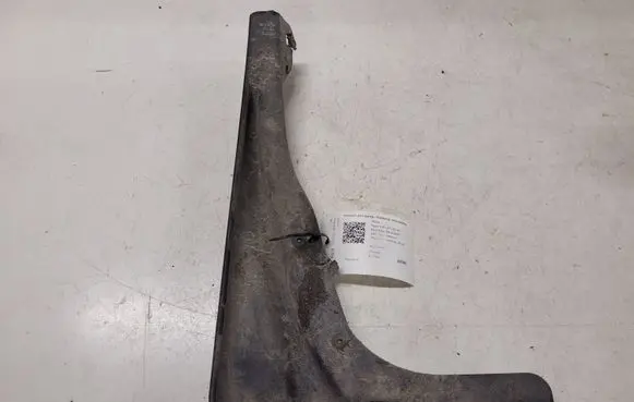 Skoda Superb B5 (3U) Front mudguard 3U0821820