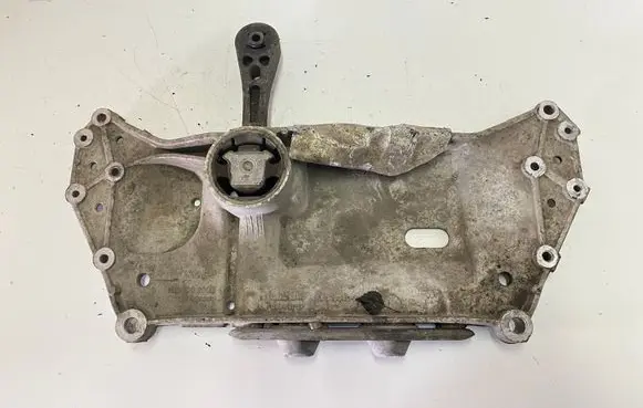 Volkswagen Touran I Front subframe 1K0199369G