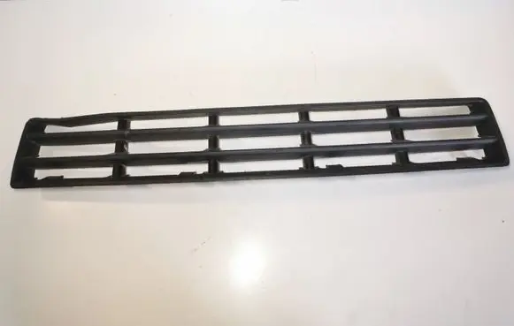 Volkswagen Golf IV Front bumper lower grill 1J0853677D