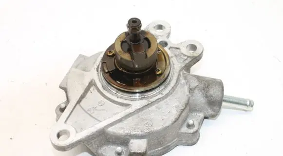 Toyota RAV 4 (XA40) Vacuum pump 3ZRFAE 2930037010