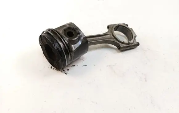 Volvo V70 Piston 